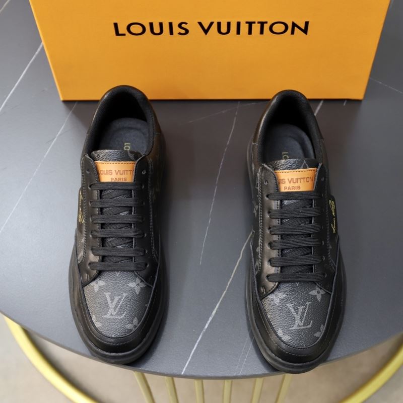 l**is V*t*n sneakers